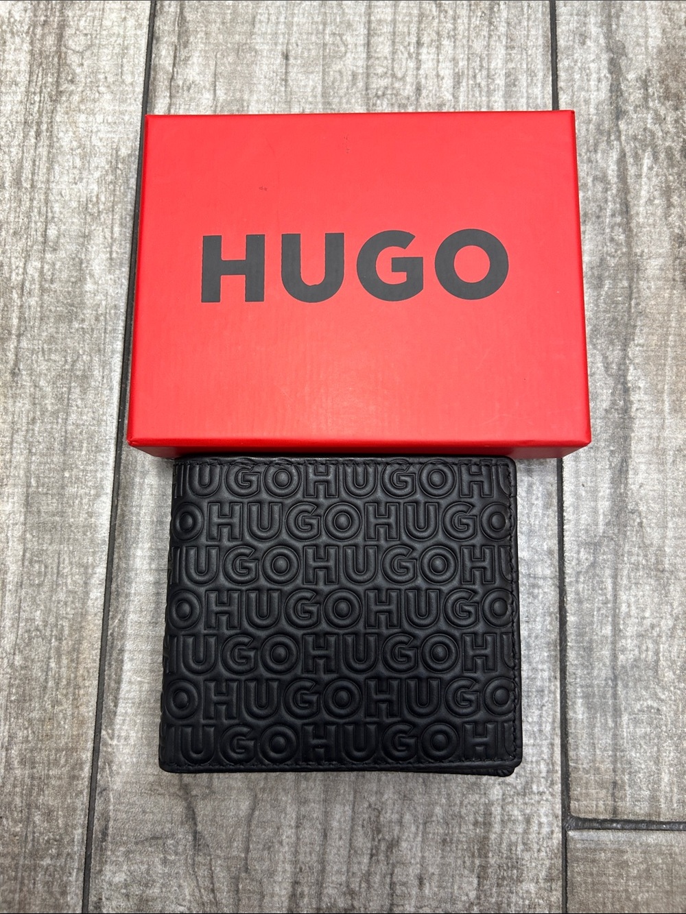 HUGO Black Embossed Logo Bifold Wallet New with Box